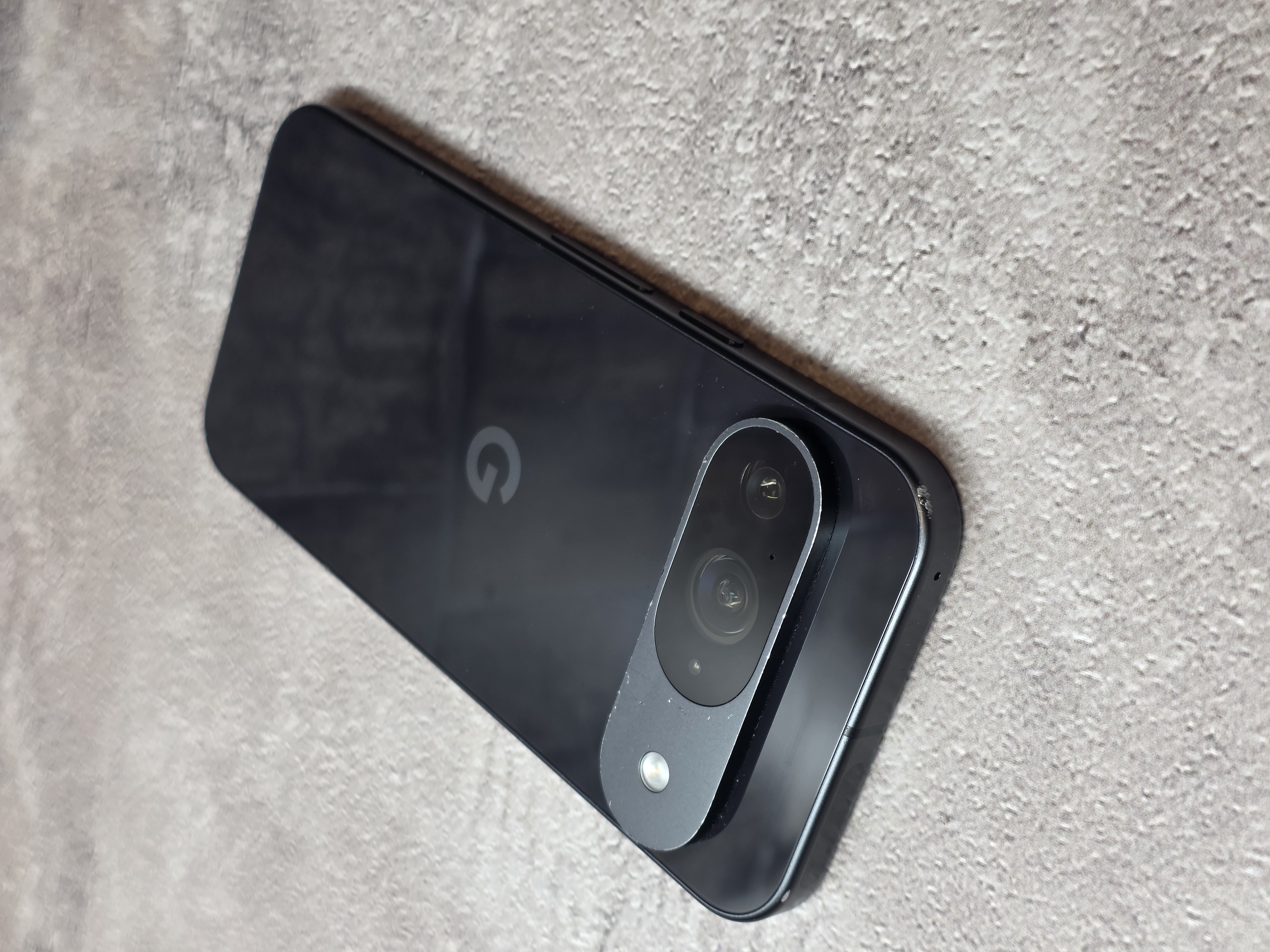 Google Pixel 9